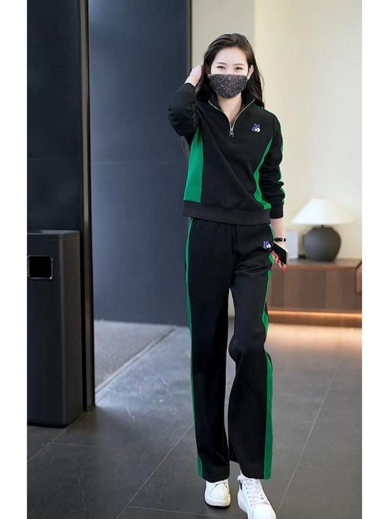 Popular Women's Spring & Autumn Tracksuit Set: Fashionable Hoodie & Wide-Leg Pants for Middle-Aged Mothers – 2025 Collection
