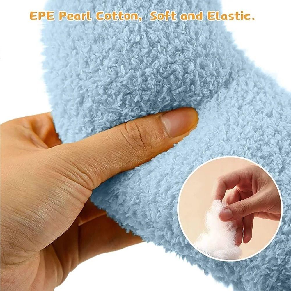 1Pcs Durable U-Shaped Cats Little Pillow Deep Sleep Dog Sleeping Neck Protector Fair Kitten Headrest for Cats Puppy