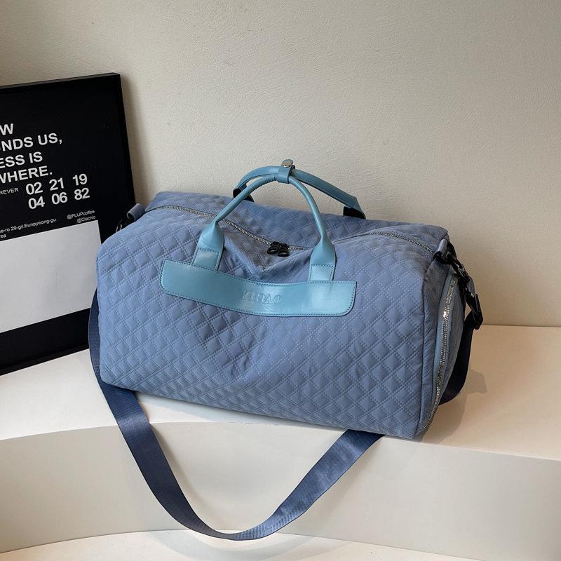 Stylish Plaid Gym Bag with Shoe Compartment: Large Capacity & Dry/Wet Separation for Business Travel