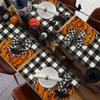 1 Stück schwarz-weiß karierte Schleife Kürbis Leinen Essensmatte Dekoration für Halloween Essensatmosphäre Tischsets Schützen Einen Schreibtisch