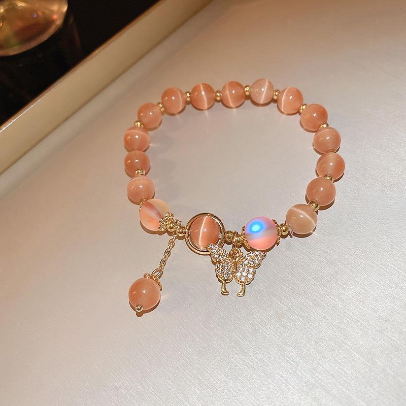 Vintage French Style T-Shaped Pearl Buckle Heart Bracelet for Women