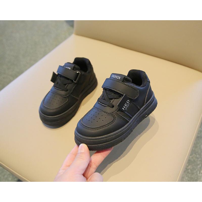Lightweight Non Slip Soft Sole Casual Kids Sports Sneakers For Boys And Girls