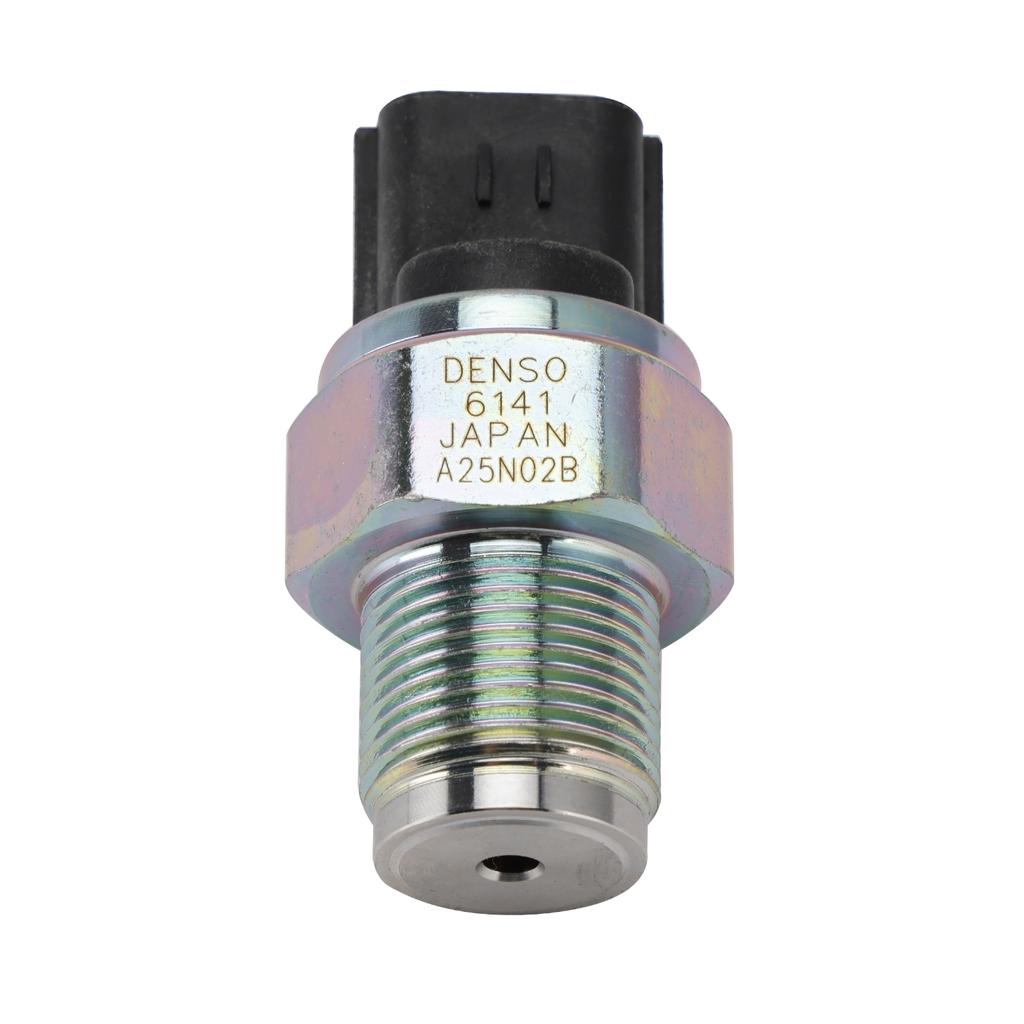 RE520930 Snímač tlaku paliva pro John Deere 7420 7520 7710 7810 8120 8220