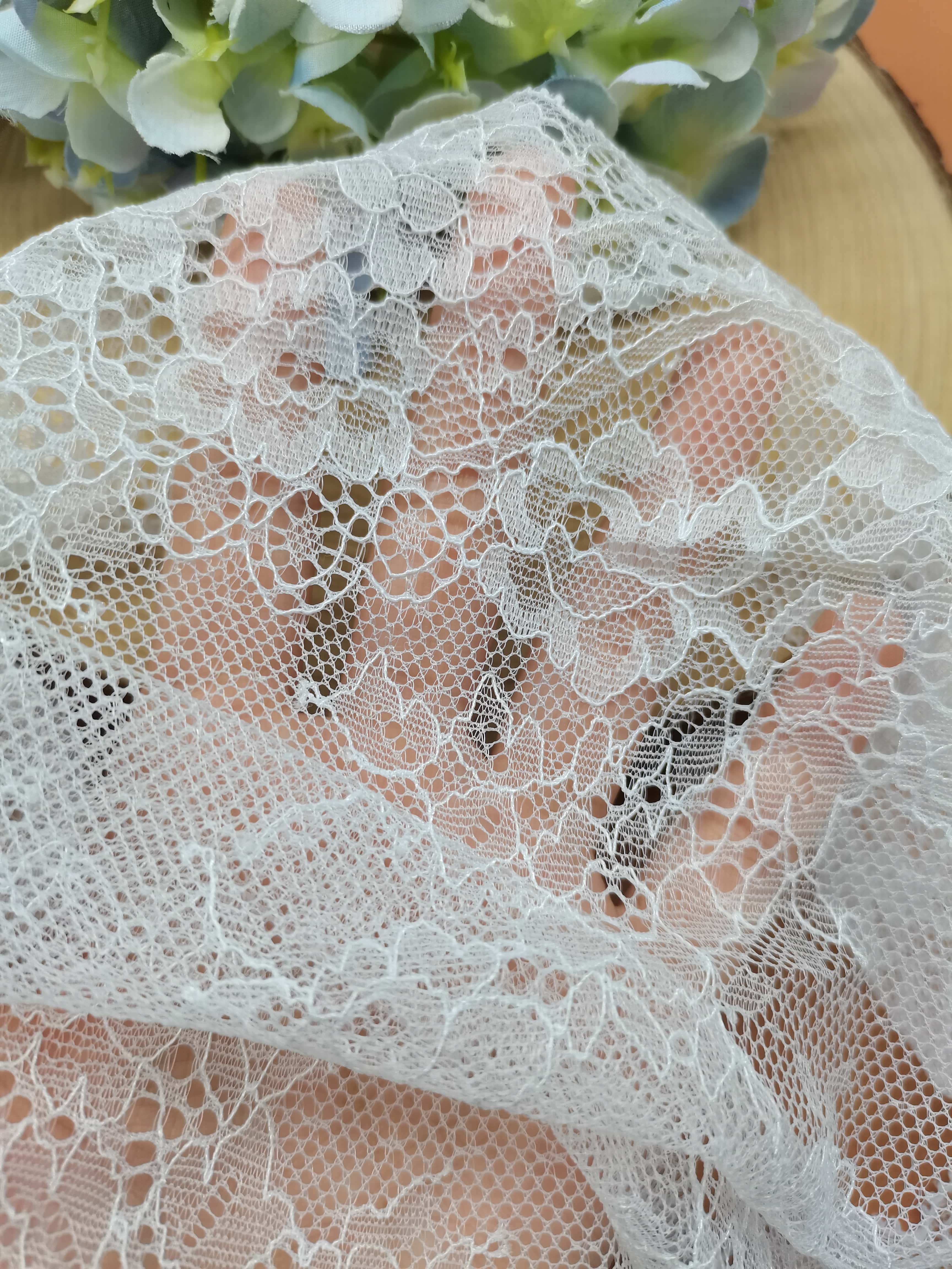 30cm French Double Edge Scallop Lace Trim X7932