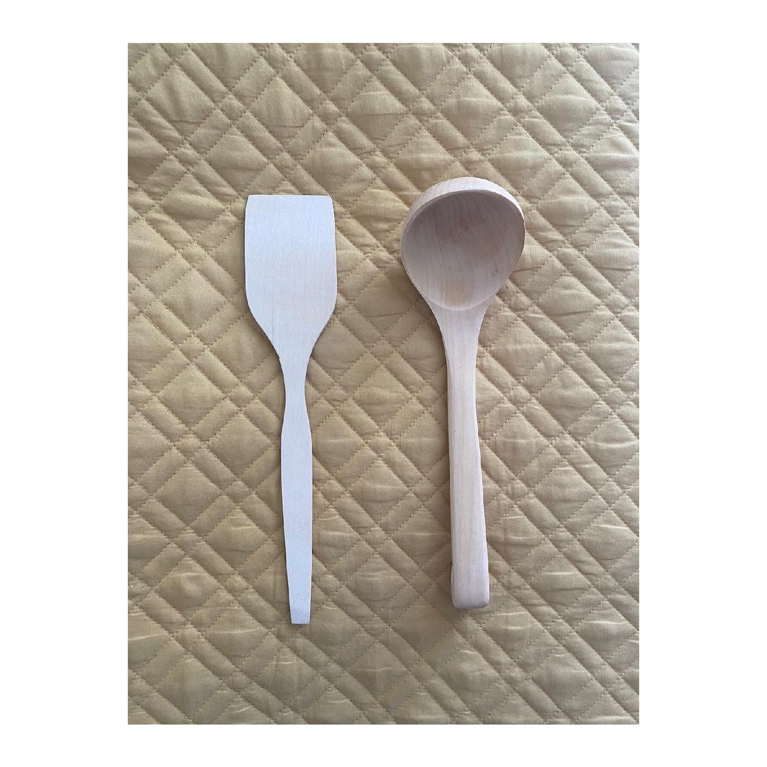 

2-piece Dining Utensils - Wooden Spatula - Wooden Ladle .(30cm-28cm)