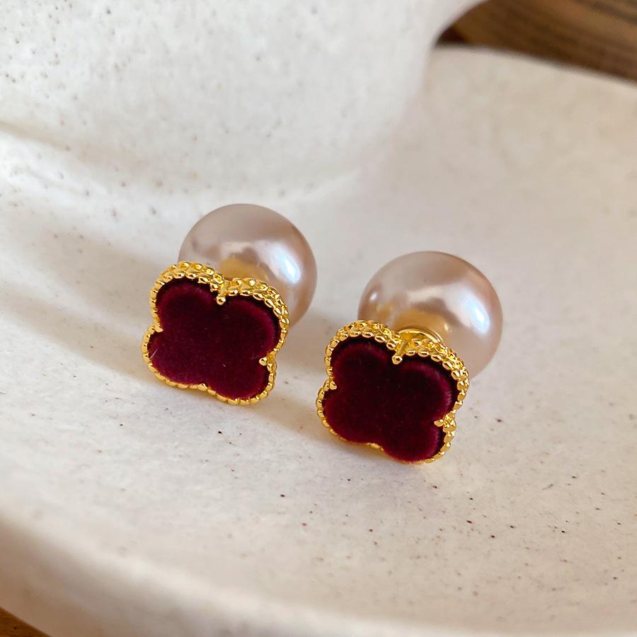 Серьги-пусеты с флокированным цветком и жемчугом, простые модные серьги с ретро-темпераментом, женские серьги