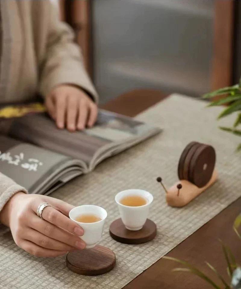 1 Set New Fashion Black Walnut Cartoon Snail Decompression Creative Tea Cup Mat Decoration Insulated Tea Coffee Mug Coaster
