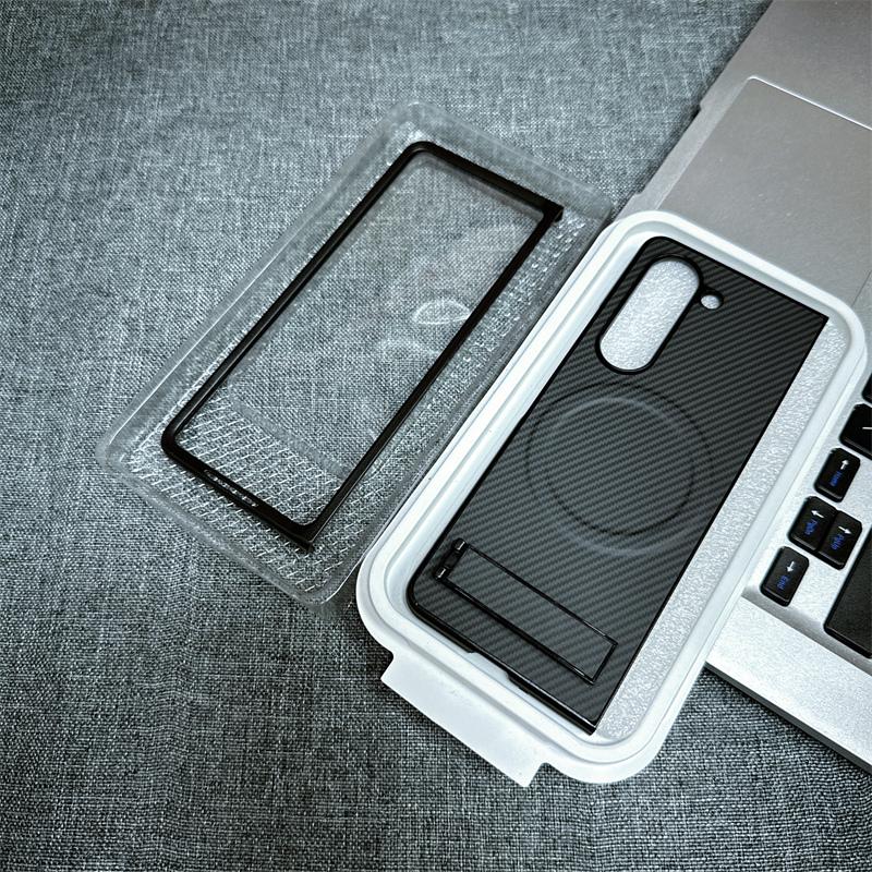 For Samsung Galaxy Z Fold 7 Case Hard Stand Carbon Fiber Magnetic Wireless Charging Protect Back Cover For Samsung Z Fold7 6 5 4