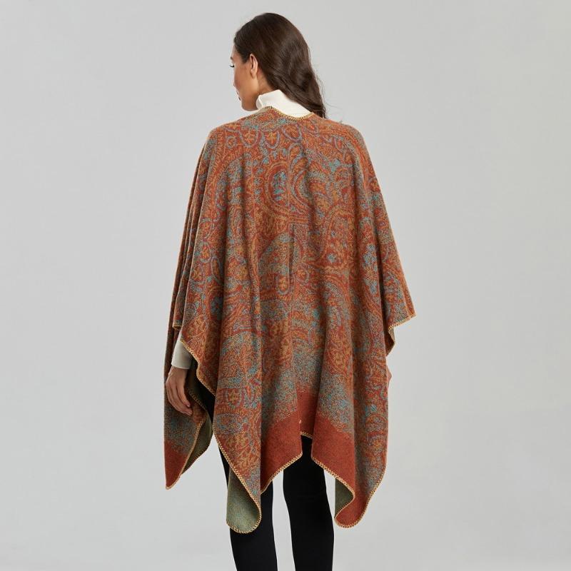 Ladies Scarf Autumn and Winter Thickened Shawl Retro Split Warm Cape Cape Travel Photo Outside