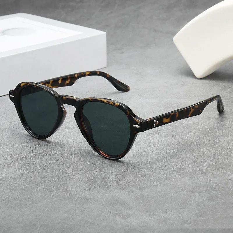  Ins Popular Fashion Oval Sunglasses Men Gradient Shades UV400 Vintage Rivets Women Trending Sun Glasses