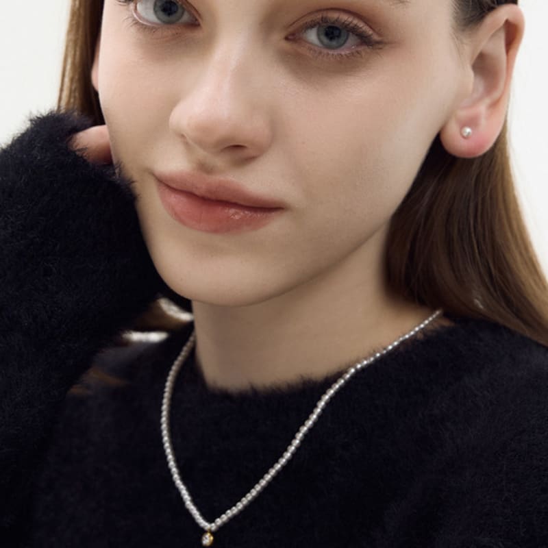 L’OMBRILLANT Pearl Crystal Necklace (gold, Silver)