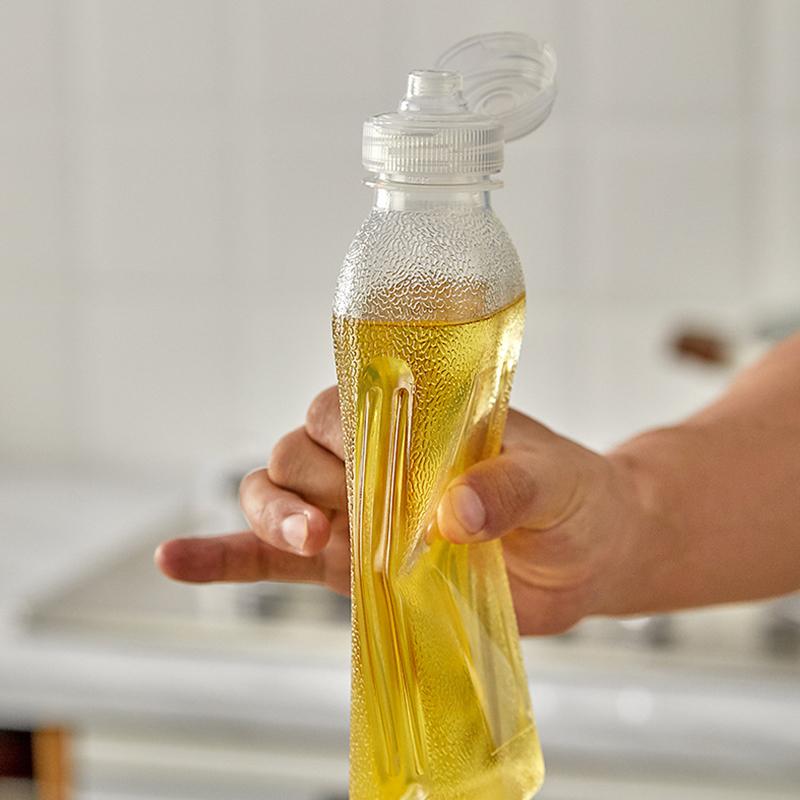 Scream Oil Can Oil Bottle Household Food Grade Material Oil Bottle Extrusion Oil Can Does Not Leak Soy Sauce And Vinegar Can