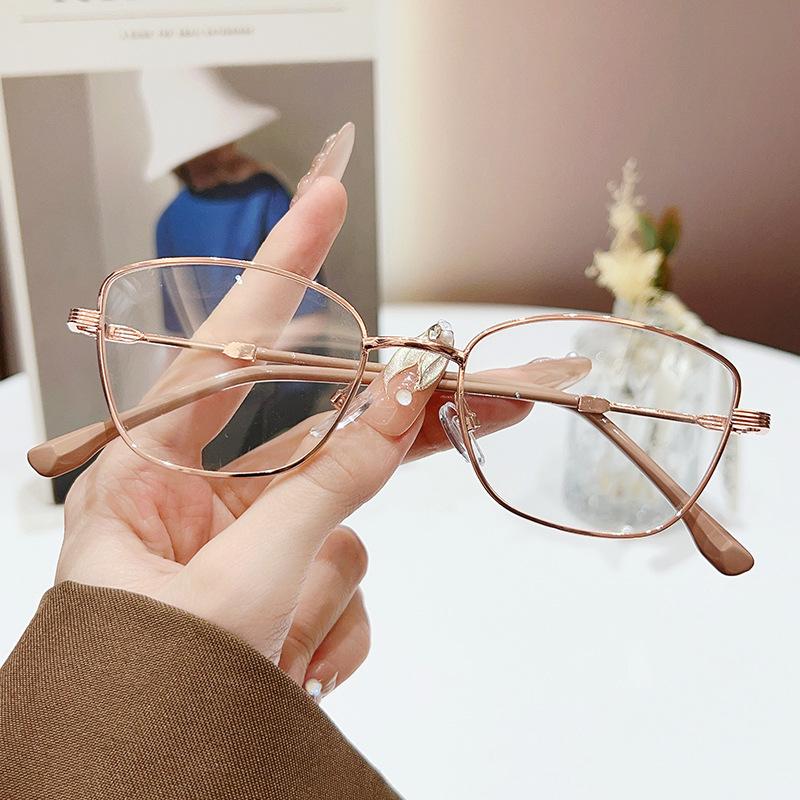 Retro Cat Eye Metal Frame Anti-Blue Light Myopia Glasses Ultra-Lightweight High-Definition Eyewear Unisex Diopter 0 To -4.0