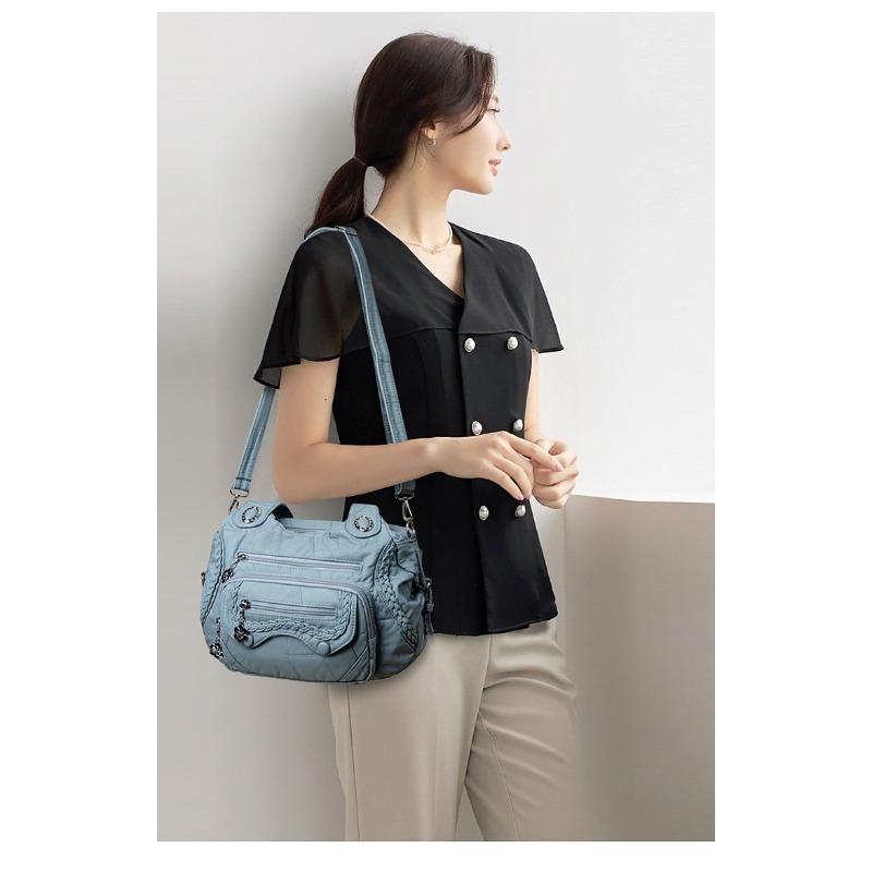 Women's Vintage Leather Shoulder Bag Multi-Zipper Pocket Crossbody Bag with Braided Detail Casual Handbag for  Use for Daily Life and Weekend Outings