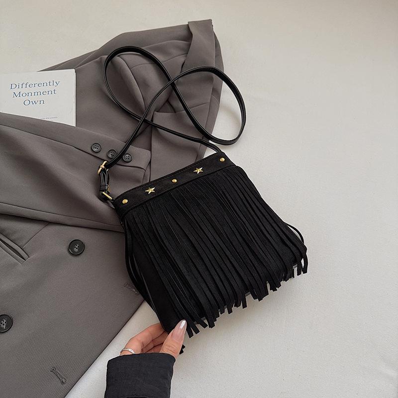 Autumn/Winter Retro Suede Tassel Ethnic Crossbody Bag