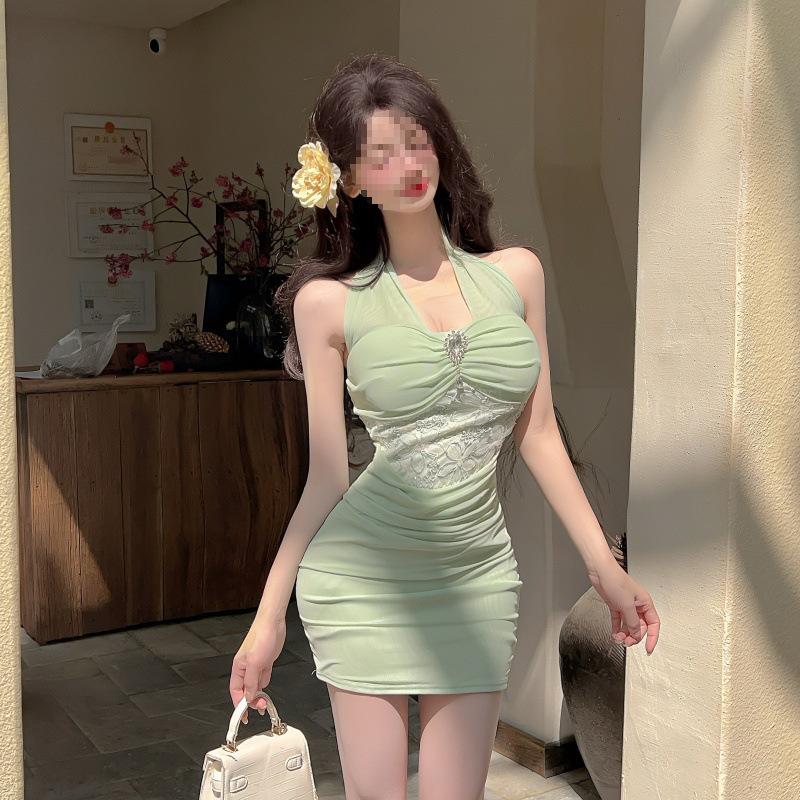 

Real Shot 9249 Sexy Lace Halter Dress - Slim Fit, Backless, Hip-Hugging Skirt for Women Small зелений