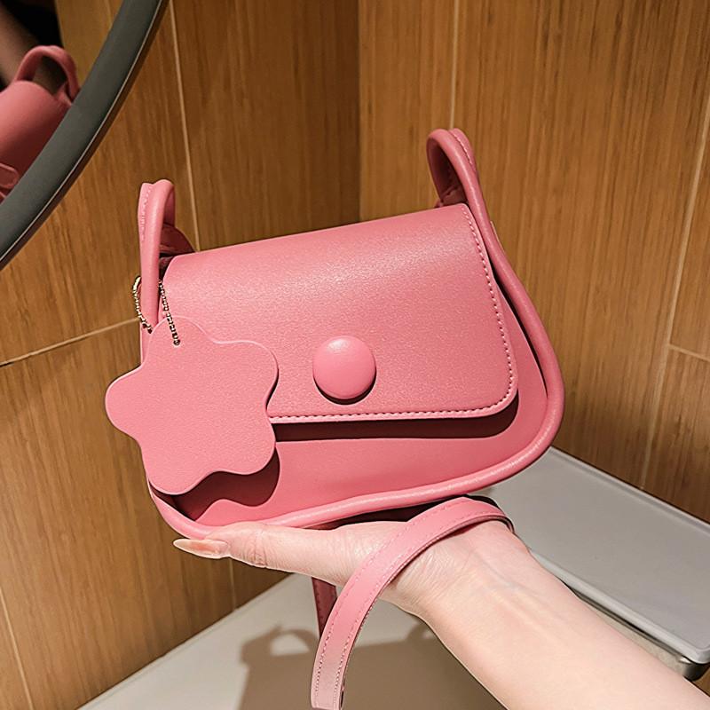 Chic Urban Minimalist Small Shoulder Bag For Women Spring 2023 New Fashion StyleA