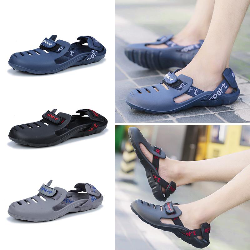 Summer Beach Water Sandals Students Outdoor Waterproof Slippers Solid Lightweight Breathable Sport Aqua Shoes Men Big Size 39-45