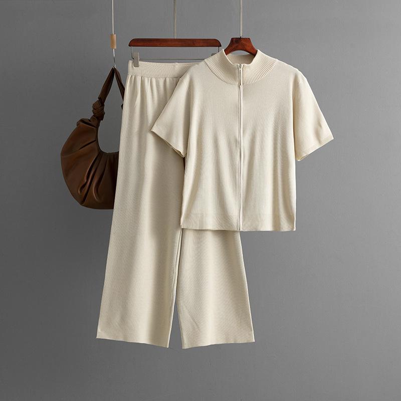 Women's Fashion Semi High Neck Solid Color Short Sleeved Zipper Set Wide Leg Pants Two Piece Set