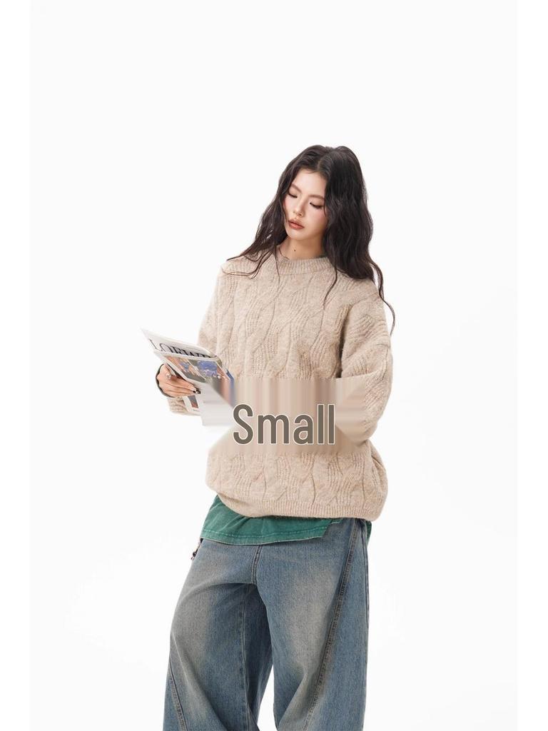 Men's Retro Cable Knit Sweater - Loose Fit, Round Neck, Autumn/Winter Pullover.