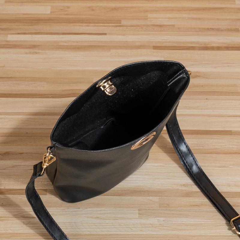 Simple and Sweet Girl Mobile Phone Bag  Fashionable Lock Crossbody Shoulder Bag