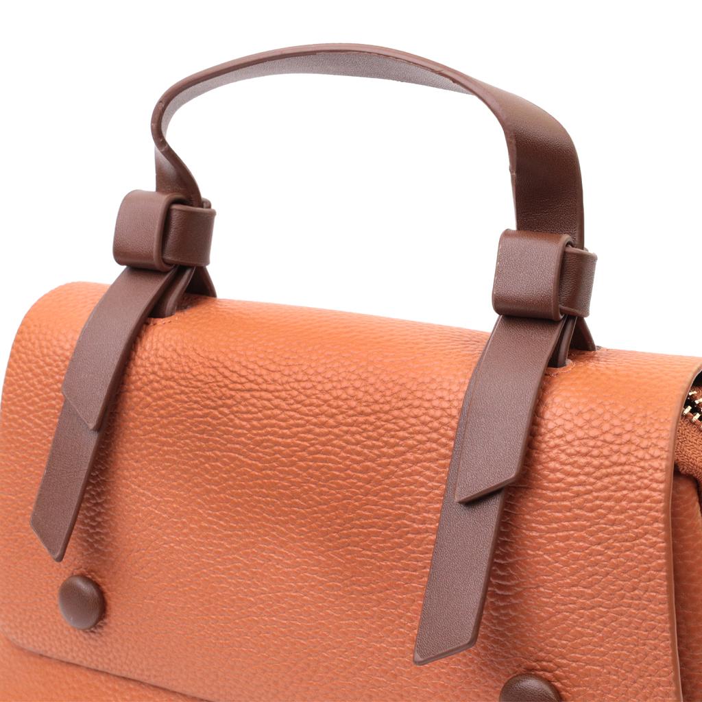 Elegant Bag for Women with a Short Handle Made of Genuine Leather Vintage 22669 Red