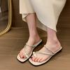 New Fashion Pearl Buckle Flip Flops Women Flat Heel Crystal Band Slippers Sexy Ladies Clip Toe Slides Shoes Rhinestone Sandals