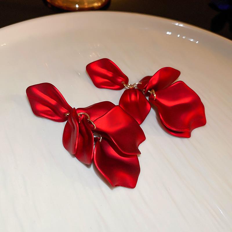 Ohrstecker mit Silbernadel und roter Quaste - Hochwertiges Retro-Vielseitigkeitsdesign für Damen