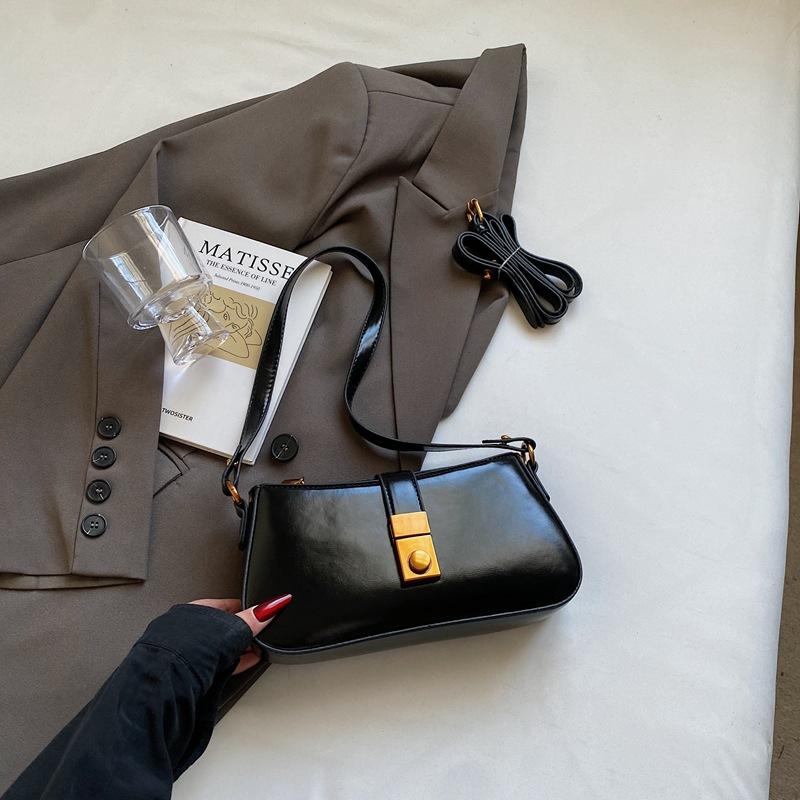 Underarm Bag Women's 2025 New Spring Popular Fashion High-end Casual Versatile Single Shoulder Crossbody Small Square Bag