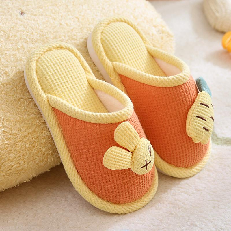 Fashion winter new cute cotton slippers home baby cotton shoes boys warm shoes non-slip girls plush slippers