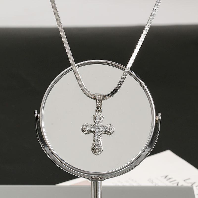 Spicy Girl Shiny Full Diamond Cross Pendant Long Necklace - Non-Fading Hip Hop Halloween Collarbone Chain