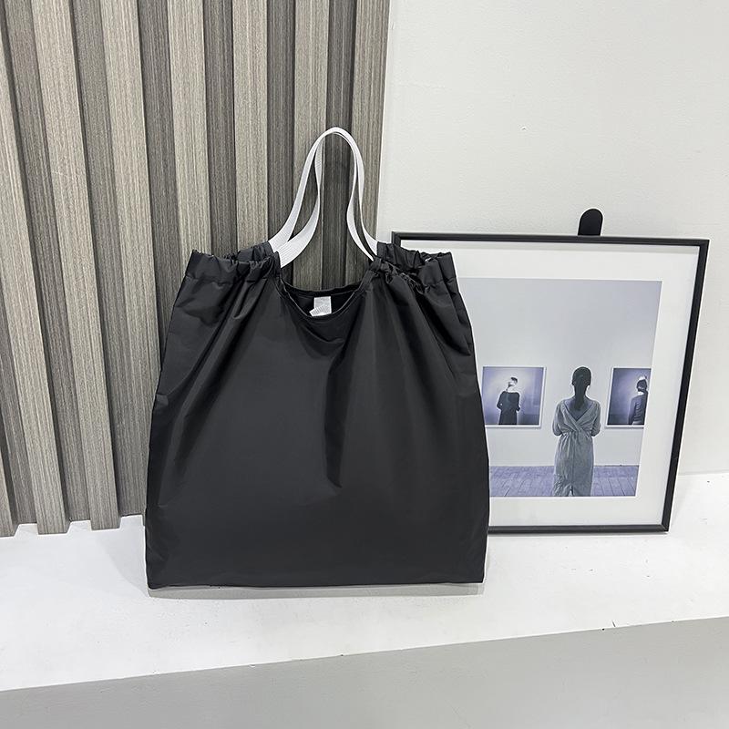 Eco-Friendly Large Capacity Drawstring Shopping Bag with Buckle