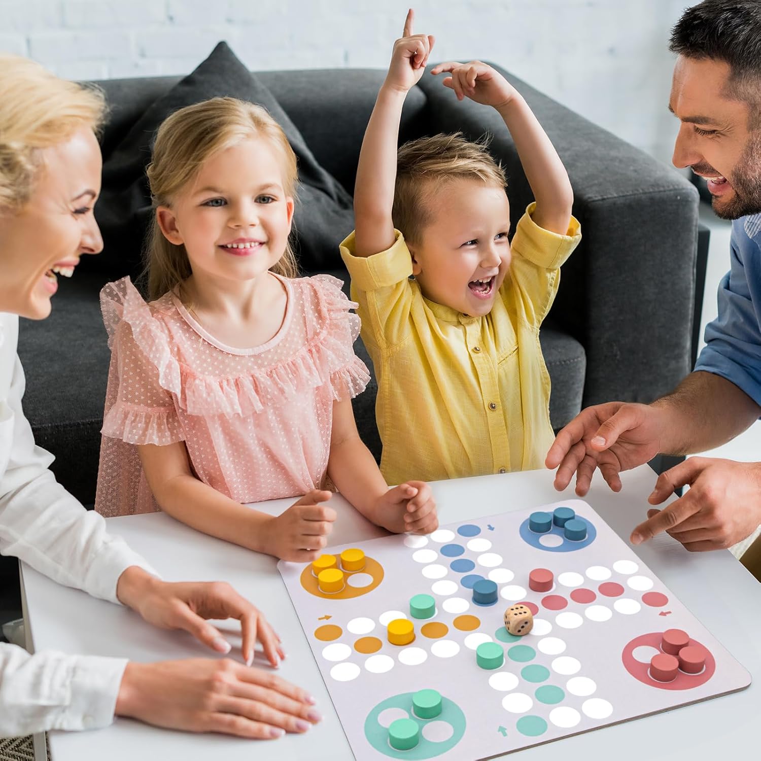 Набор настольных игр 8-в-1 из дерева для детей и взрослых - Портативные дорожные игры с шахматами, шашками, нардами, людо, змеями и лестницами United States