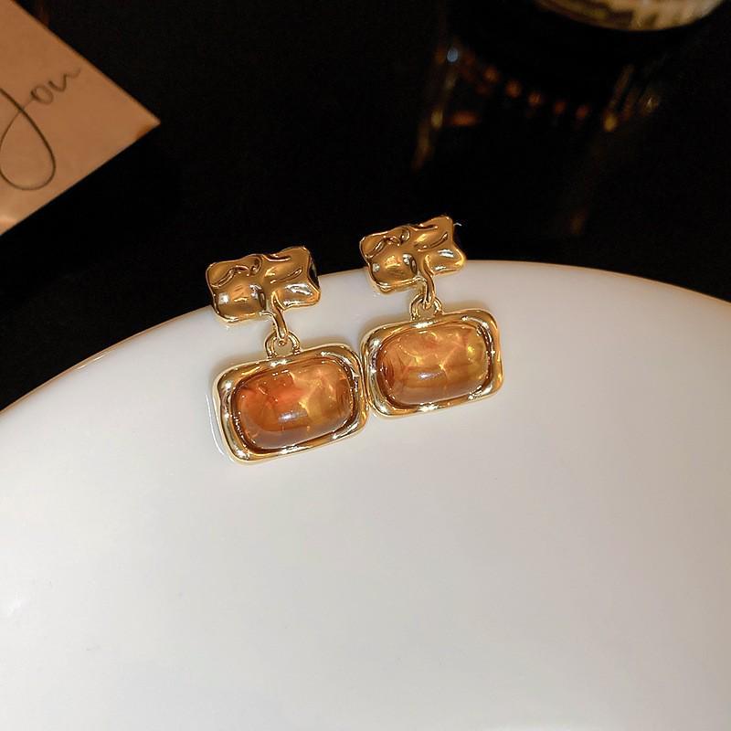 Silver Needle Geometric Irregular Resin Y2K Earrings - Retro Stud Ear Accessories for Women