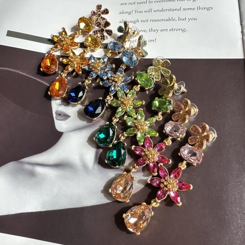 Modeschmuck Neue Elegante Blume Kristall Facettiertes Glas Tropfen Hängende Ohrringe für Damen, Perfektes Party-Accessoire