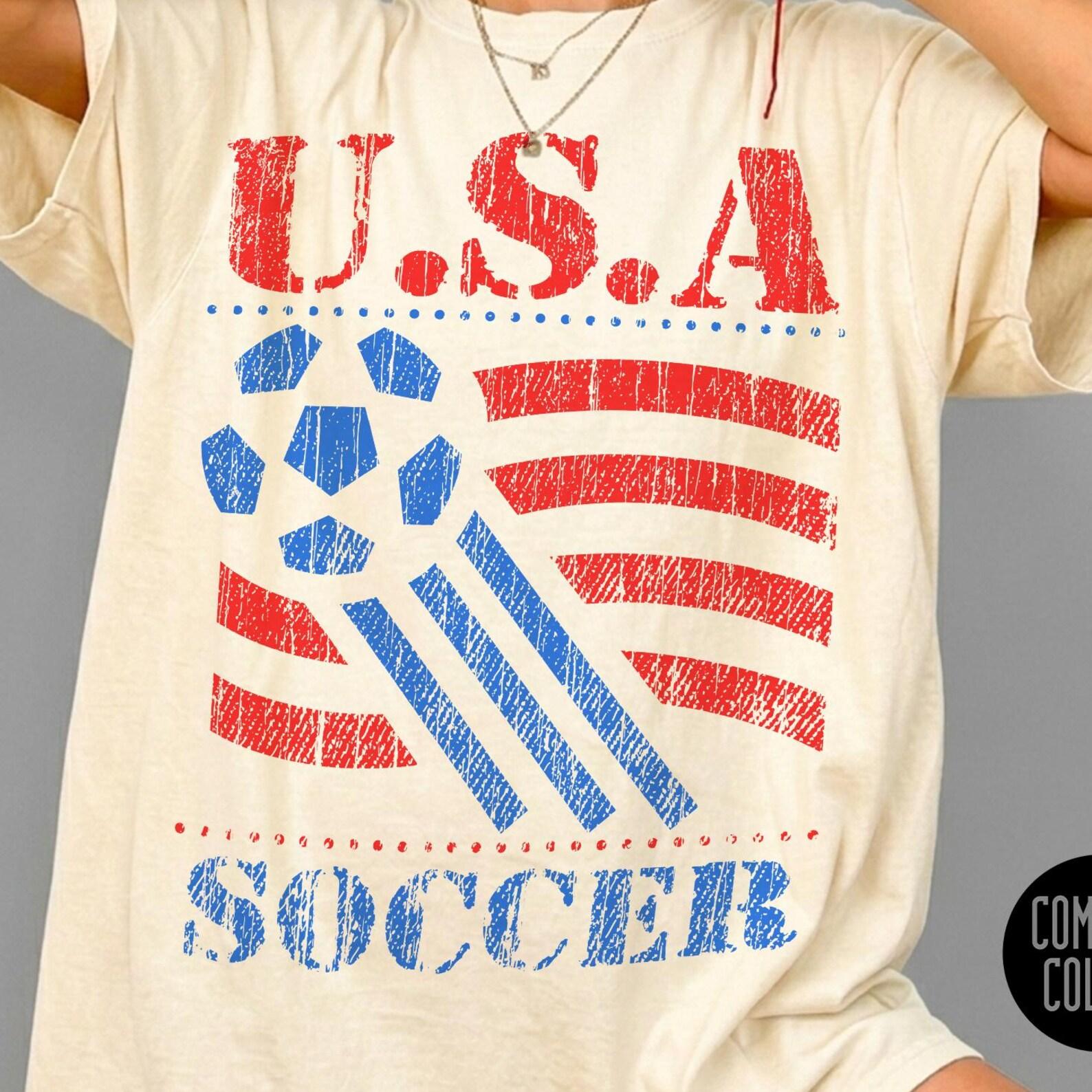USA Soccer vintage flag design T-Shirt | patriotic soccer jersey style, Comfort Colors® Unisex Shirt S