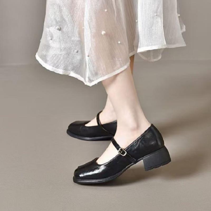 Enkele schoenen lente en herfst nieuwe Mary Jane temperament damesschoenen modieuze veelzijdige retro ondiepe mond leren schoenen