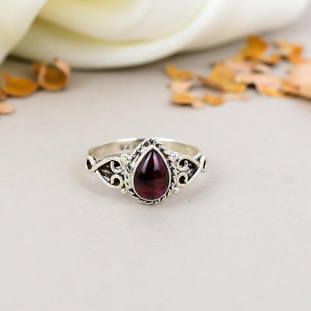 925 Sterling Silver Garnet Gemstone Ring For Women