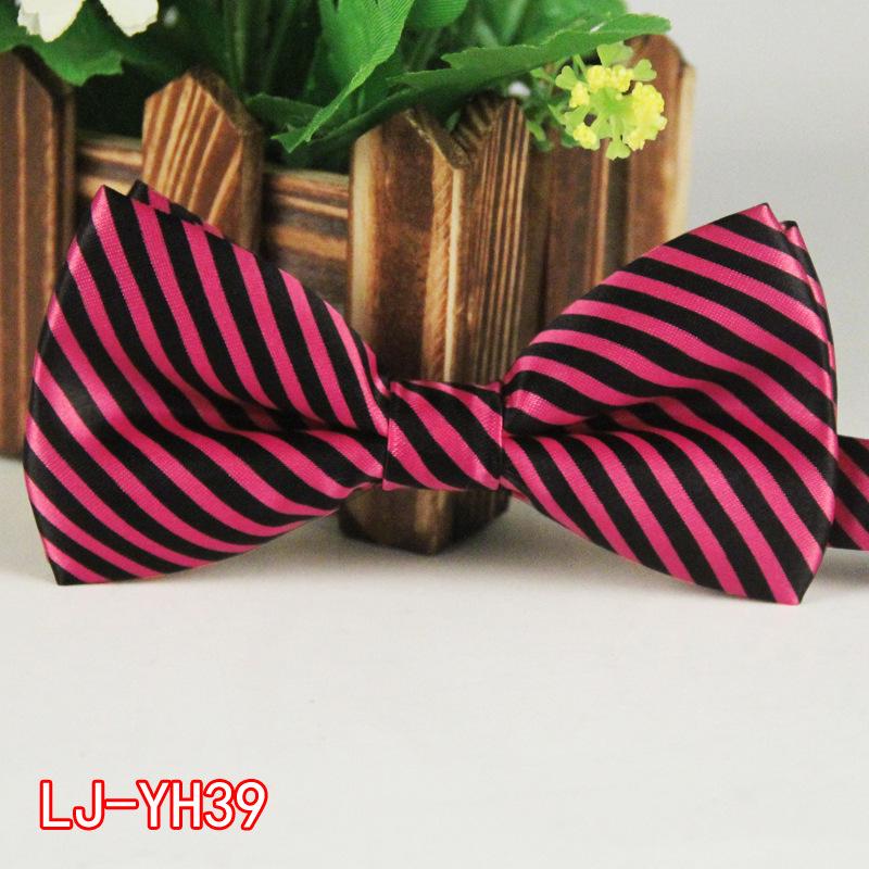 Męska poliestrowa jedwabna mucha z kreskówkowym nadrukiem na wesela i wydarzenia