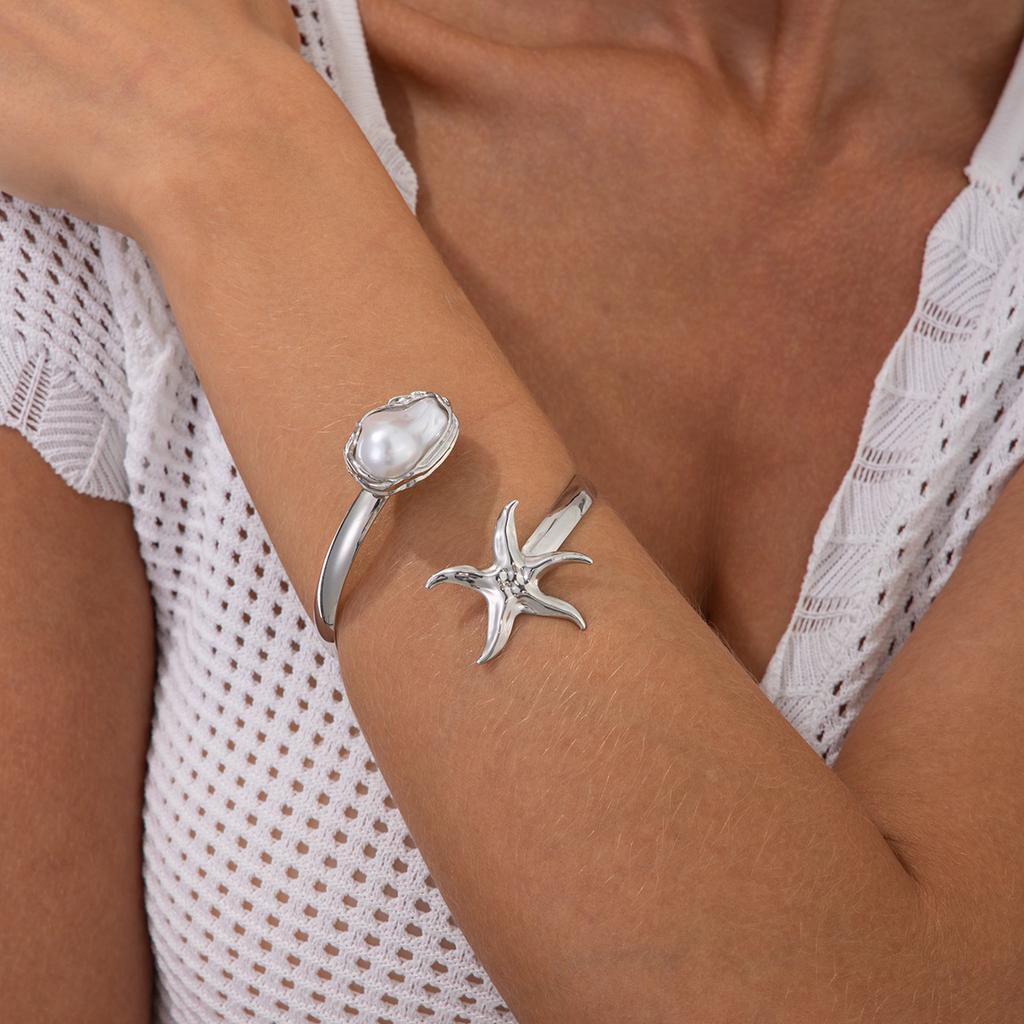 2025 Trendy Starfish Open Cuff Bangles Adjustable Armband Silver Gold Color Punk Flower Conch Geometric Upper Arm Bracelet for Women Beach Jewelry