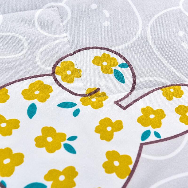 Jasmine Scented Summer Quilt with Bunny Pattern