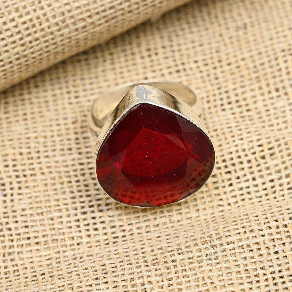 Anillo elegante hecho a mano de la joyería de la plata esterlina sólida 925 de la piedra preciosa del granate rojo para las mujeres