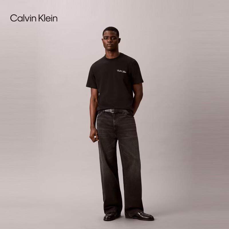 

Calvin Klein Jeans Men s Embroidered Cotton Short-Sleeve T-Shirt S
