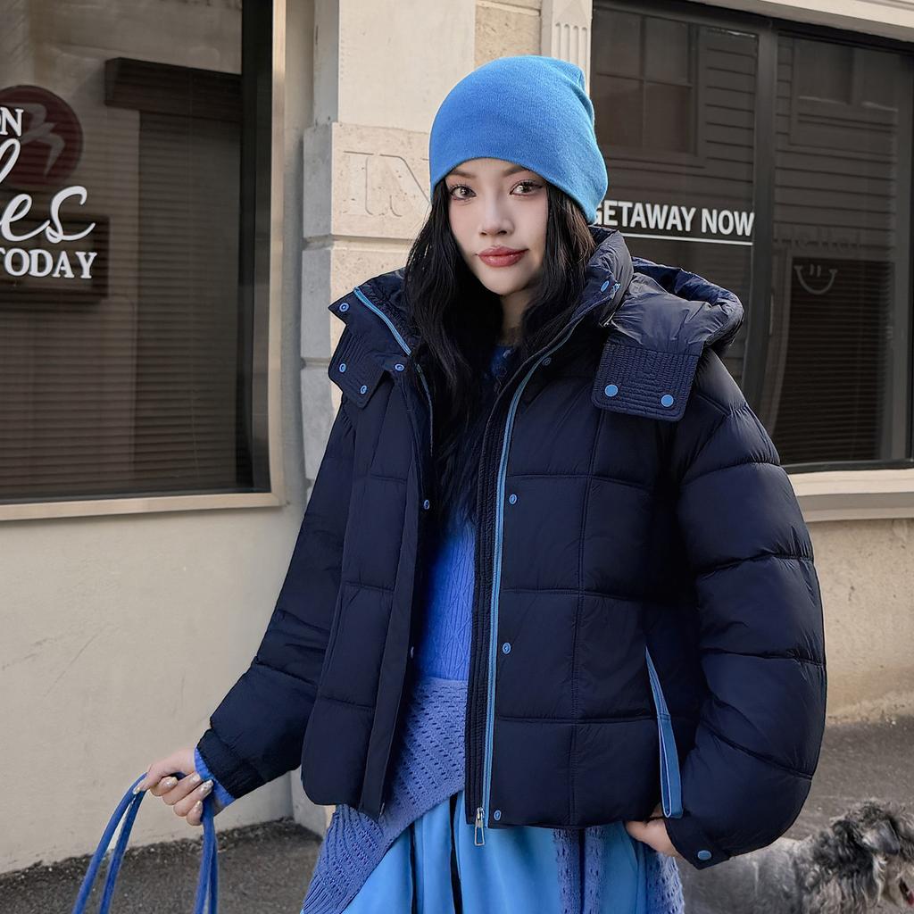 Krátké bavlněné oblečení pro ženy zimní nové bavlněné oblečení pro malé lidi, módní volné a zesílené chlebové oblečení, bavlněná výplň