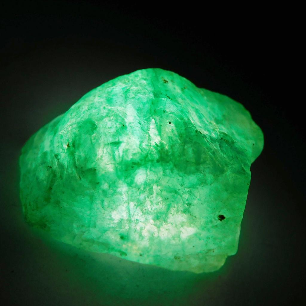 Fluorite Uncut Rough Stone Multi Color 121.8 Ct Natural Loose Gemstone