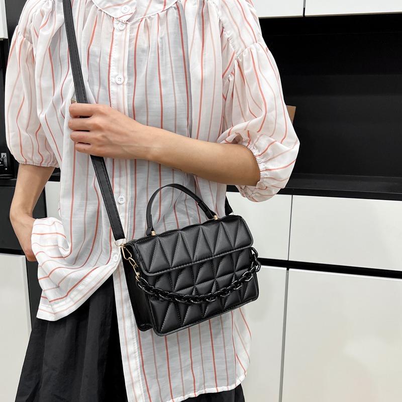 Simple Daily Versatile Small Square Bag Spring and Summer New Commuting Solid Color Portable Shoulder Messenger Bag Women's Bag