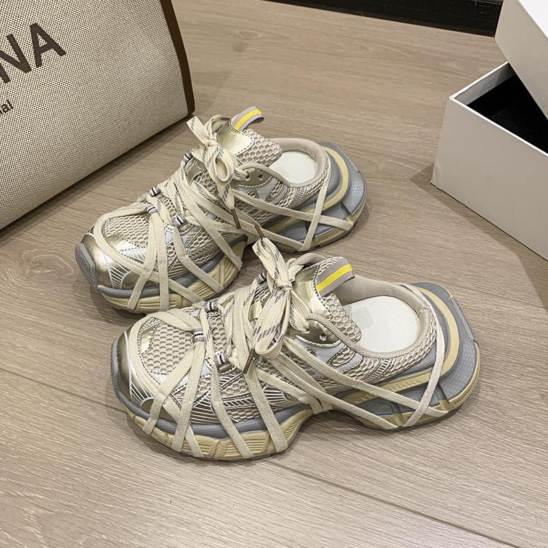 

2025 новые папины кроссовки женские платформа человек-паук ретро увеличивающие рост старые подиумные спортивные повседневные полушлепанцы 35