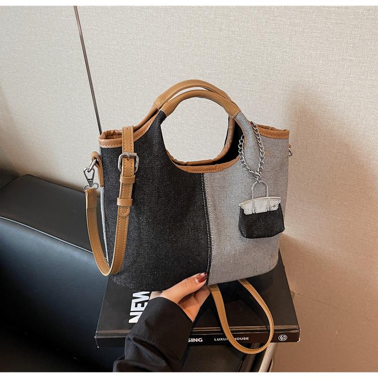 Canvas bag women's large-capacity new summer versatile contrasting color splicing messenger bag premium bucket bag