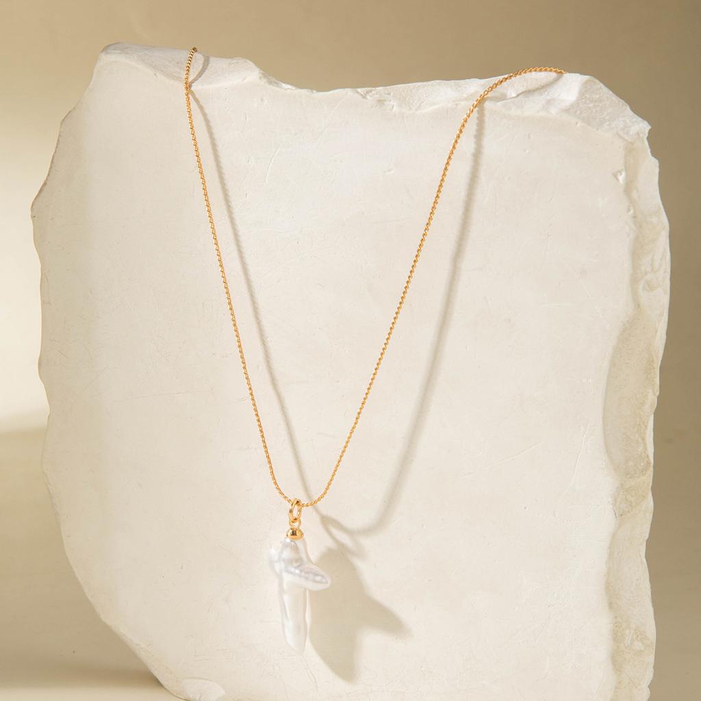 New Pearl Cross Necklace Vintage Literary Baroque Necklace