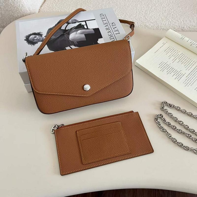 26 New leather women's bags, first layer cowhide lychee pattern envelope, mini small bag chain, single shoulder oblique span bag cross-border.